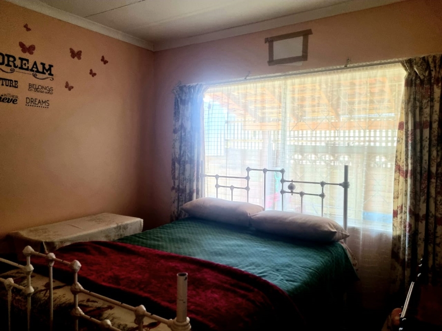 3 Bedroom Property for Sale in Floors Northern Cape